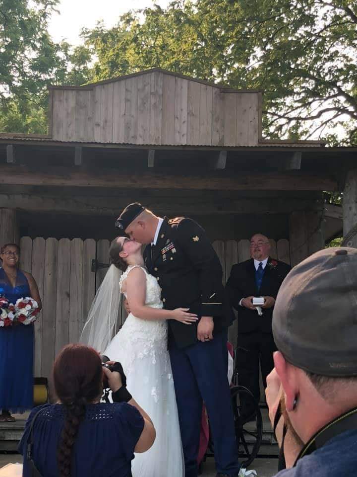 Jennifer and Jason Wedding Ceremony. beautiful wedding veil Ralston NE
